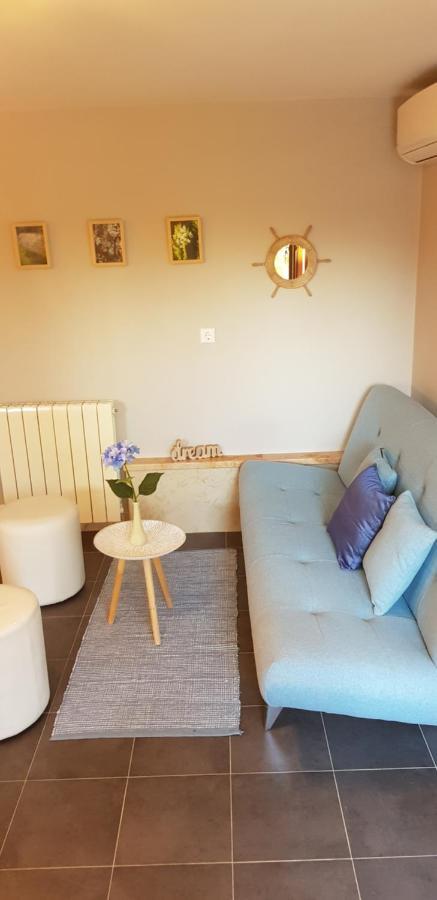 Apartment Borna Pazin Exterior photo
